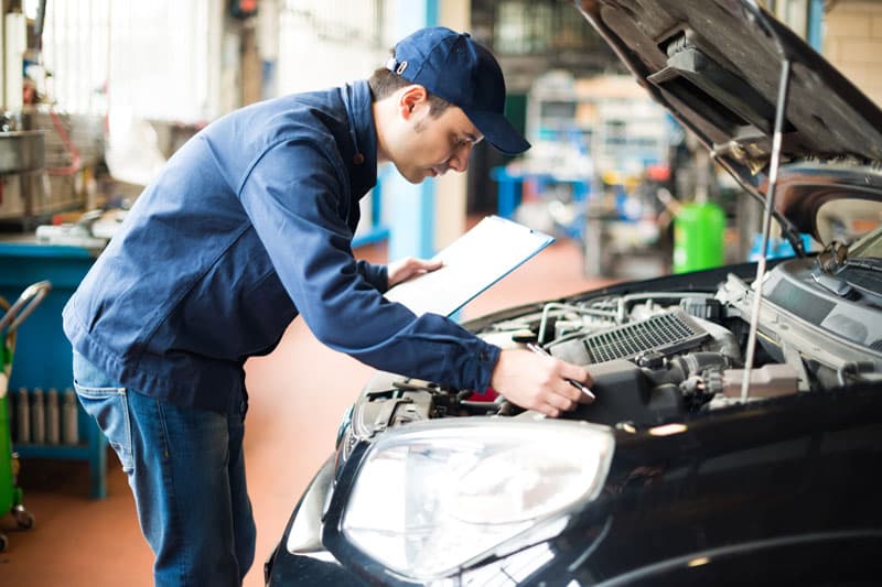 Taller de reparación de automóviles en Narón